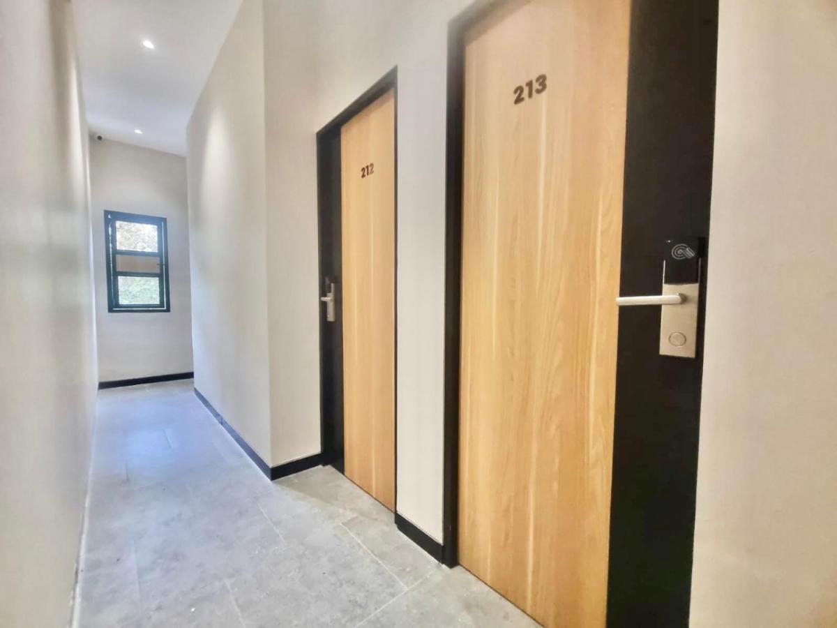Pringgondani Guesthouse Pandanaran Hills Semarang Kültér fotó